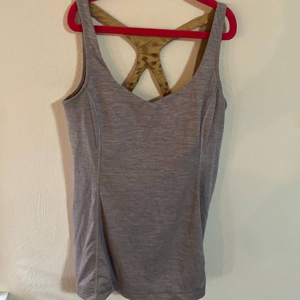 Lululemon grey workout top size 6